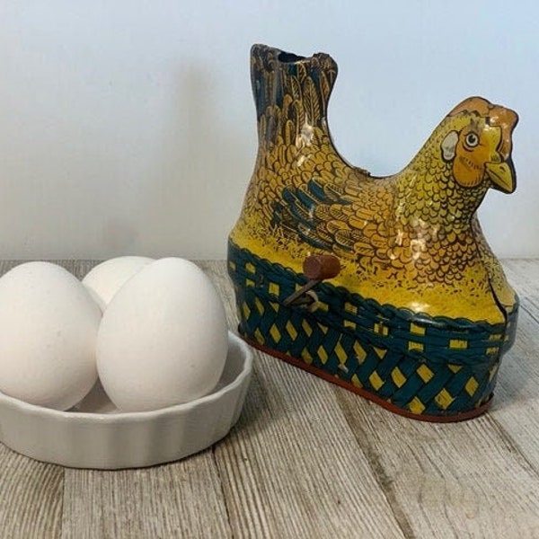 1930s Baldwin Wind-up Clucking Chicken on Nest/Loud Cluck/Vintage Lithograph Tin Toy