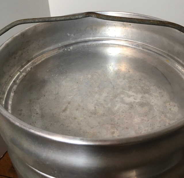 Pack Pique-nique Vintage – The Buckeye Aluminum Co. – Ensemble De Cuisine Camping En Aluminium