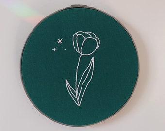 Tulip Embroidery Hoop