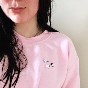 Sheeps Embroidery Sweatshirt image 1