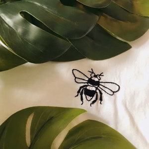 Bee Embroidery T-shirt image 7