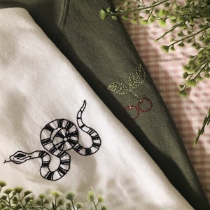 Snake Embroidered Sweatshirt image 7