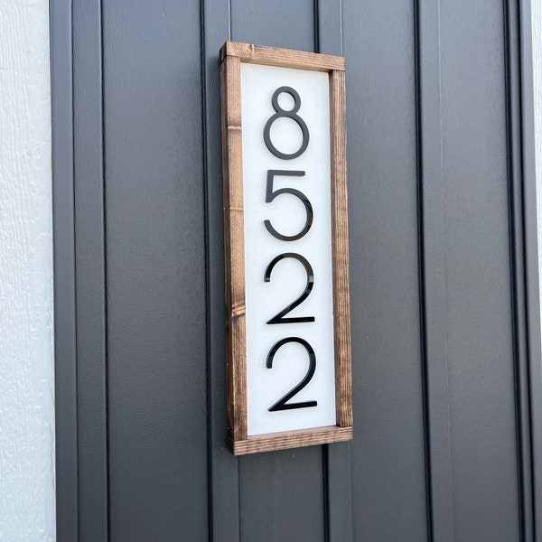 Letrero vertical con número de casa: placa de dirección moderna de estilo rústico