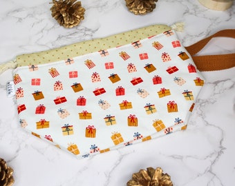 All I Want for Christmas/ Finchbucket/ Project bag for Knitters, Crocheters & Crafters