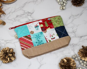 Notions Pouch/Cozy Quilted Christmas/ Patchwork / Craft bag for Knitters, Crocheters & Crafters