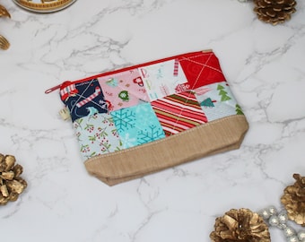 Notions Pouch/Cozy Quilted Christmas/ Patchwork / Craft bag for Knitters, Crocheters & Crafters