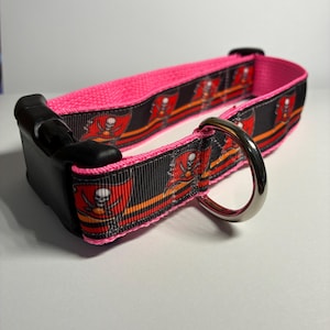 NEW Pink 1&quot; Tampa Bay Buccaneers  dog collar