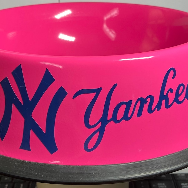 NEW Medium 4 Cup, Pink NY Yankee dog bowl, metal, rust proof, dent proof, metallic, made to order, personalized, stainless steel