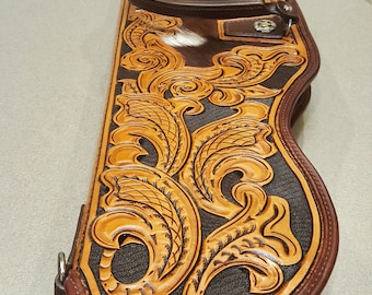 PRIJS VERLAAGD! Aangepaste hand tooled lederen geweer geval met haar op koe inlay en aangepaste Conchos.