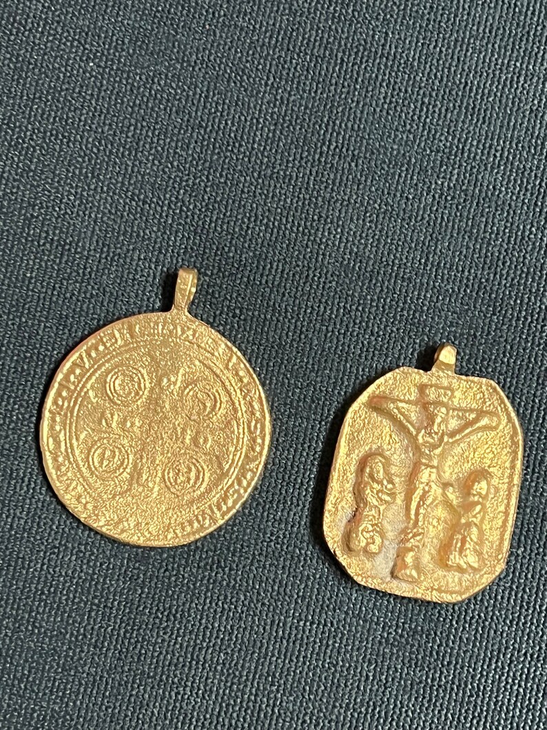 Set of 2 Cast Brass Metal Religious Medal or Amulet Pendant #A03 - Etsy