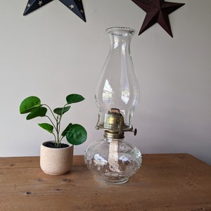 Beautiful Clear Hobnail Glass Hurricane Oil Lamp / Shabby Chic Oil Lamp / Vintage Hurricane Glass Oil Lamp / Hobnail Kerosene Lamp