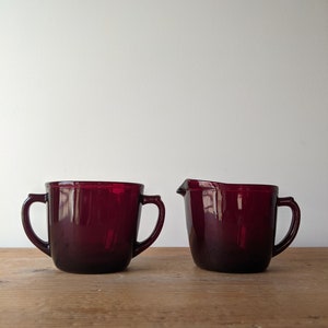 Vintage Anchor Hocking Royal Ruby Red Creamer and Sugar Bowl Set / Retro Red Glass Kitchen Cream and Sugar 2 Piece Set
