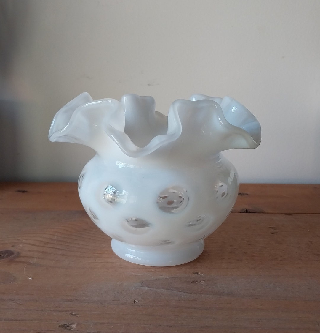 Vintage Fenton Art Glass Opalescent White Coin Dotted Ruffled Rim ...