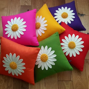 Isolyn Daisy Cushion Cover. It is a bright and fun cushion which will brighten up any room. Size 35x35cm or 40x40cm, Lovely gift Purple