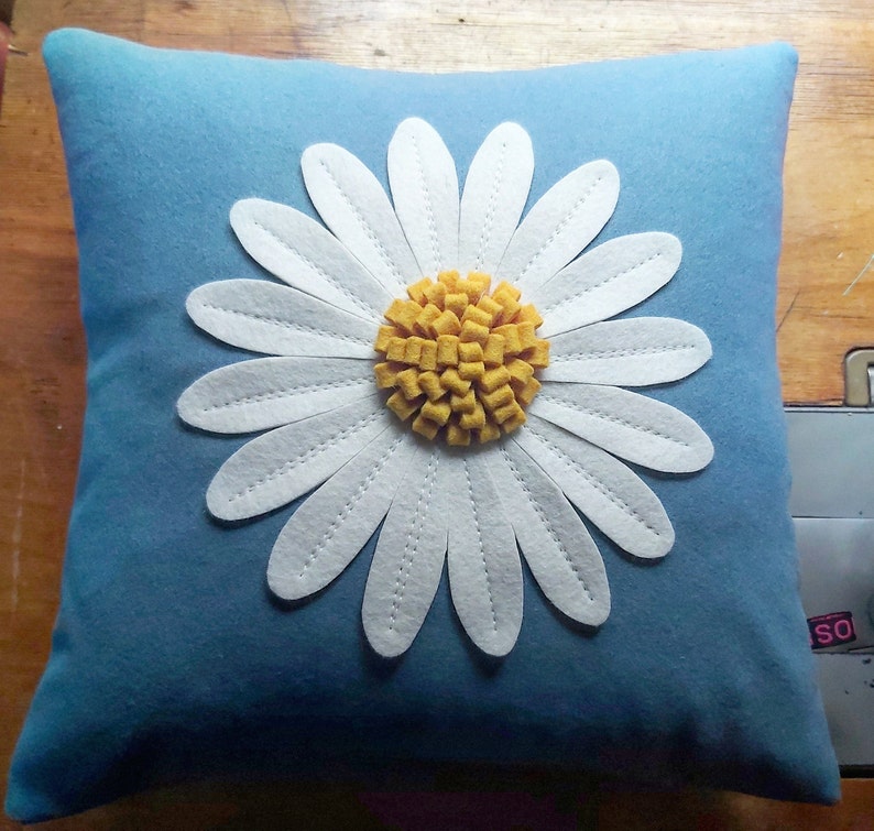 Isolyn Daisy Cushion Cover. It is a bright and fun cushion which will brighten up any room. Size 35x35cm or 40x40cm, Lovely gift Blue