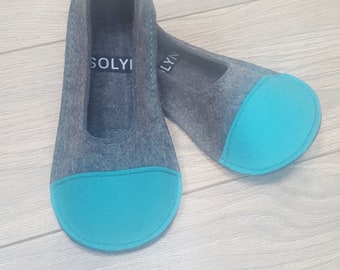 Children's Grey/Turquoise Comfy wool felt Slippers by Isolyn. Lots of toe room, great for little growing feet.