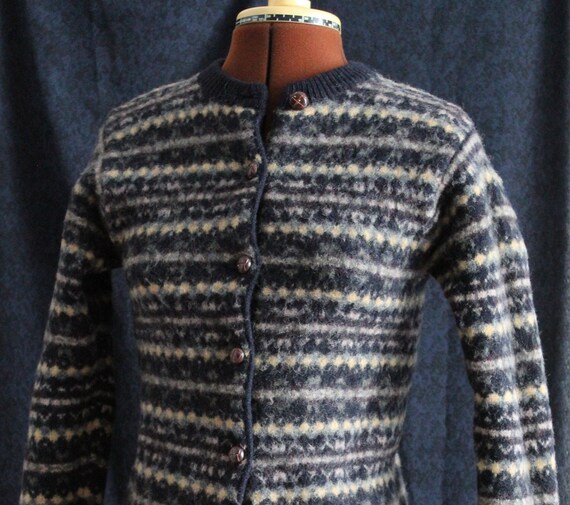 Thick wool cardigan nordic style in black, beige a