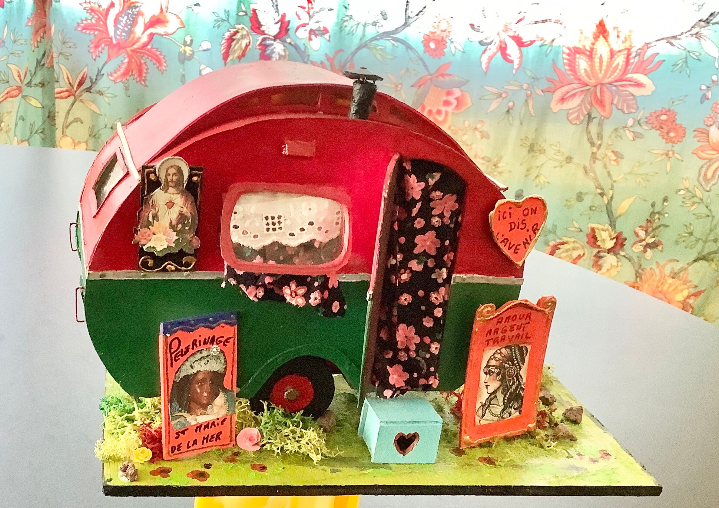 Caravane Gitane Bohème Verte et Rouge