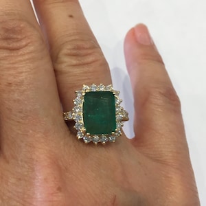 Vintage Solid 14K Yellow Gold Emerald Cut Genuine 4 ct Emerald Diamond Accent Ring Sz 7