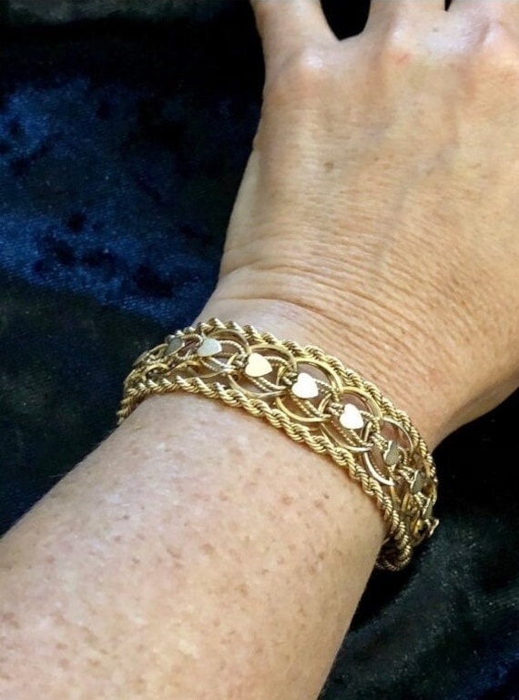 Vintage Solid 14K Yellow Gold Heart Rope Chain Design Link  Vintage 4 Linked Rope Style Bangle & Dangling Charm Bracelet main image 0