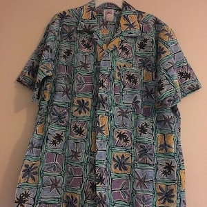 Vintage Meet Me in Maui Hawaiian Shirt Aqua Purple Yellow Palm Trees Men’s Large