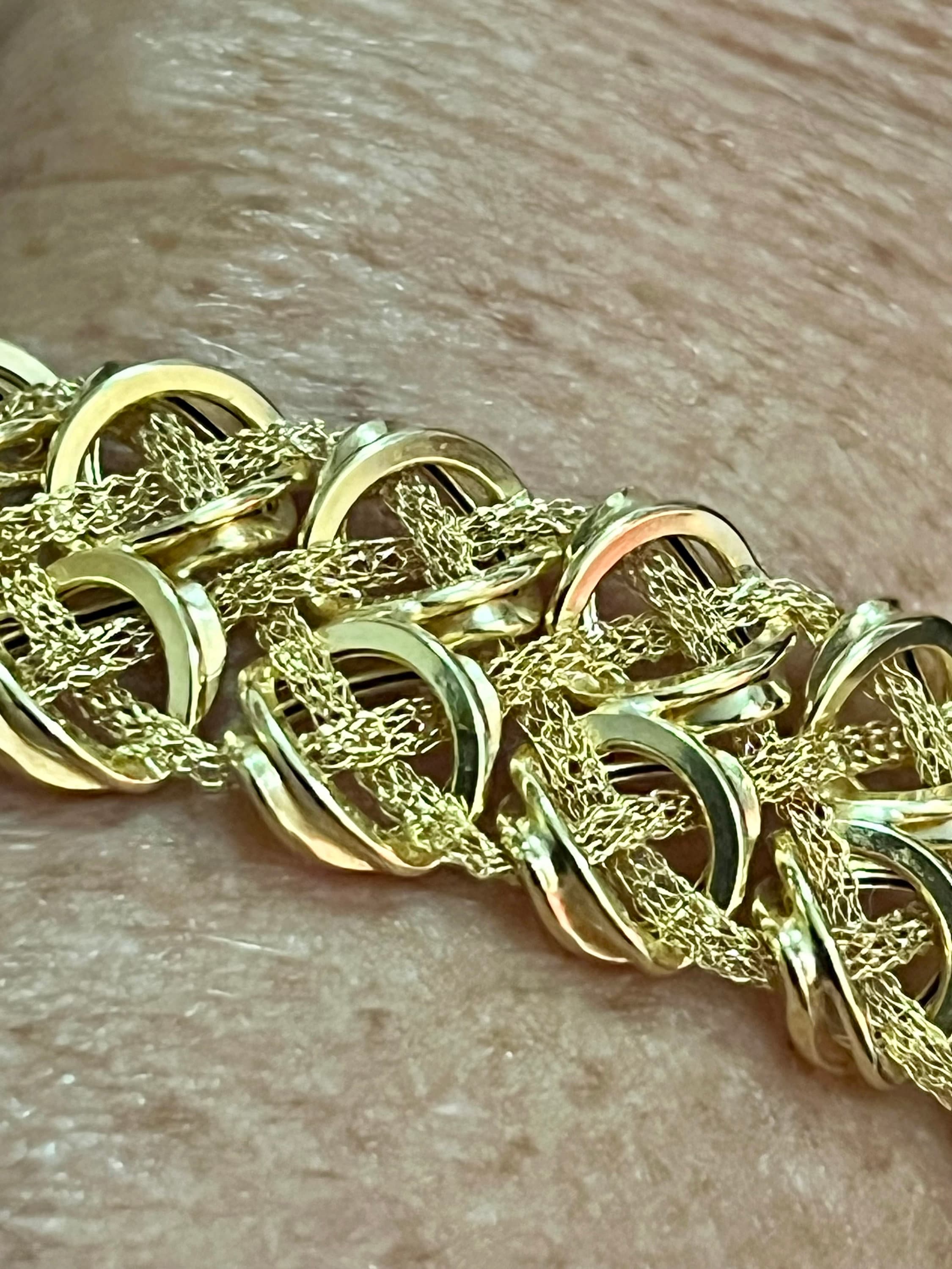 ★rosemont★ 14K Bracelet RS1275 Previously Owned - Woven Bracelet in 14K Gold - 7.25&quot