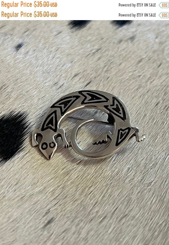 Solid .925 Sterling Silver Native American Gecko … - image 1