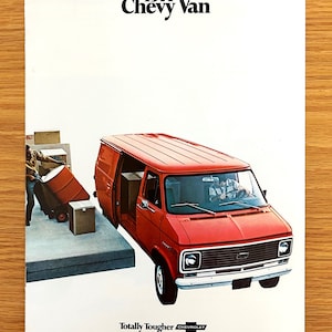 1971 Chevrolet Van - Series 10 / Series 20 / Series 30 - Original Dealer Showroom Sales Brochure - 8 1/2" x 11"- 12 pages