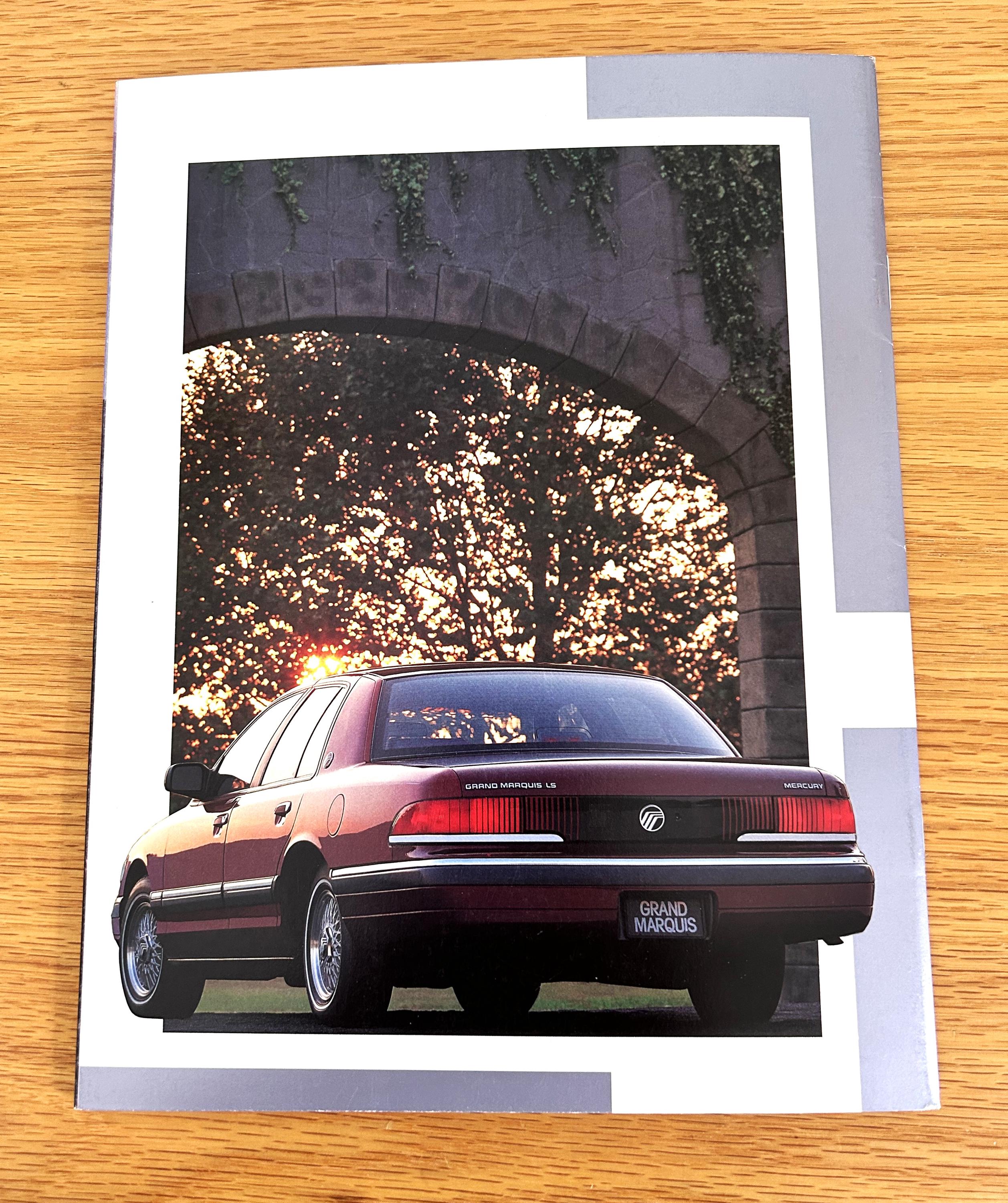 CATALOGUE SINGLES VICTOR→MERCURY 87-99 1992 Mercury Grand Marquis: Original Dealer Sales Brochure From