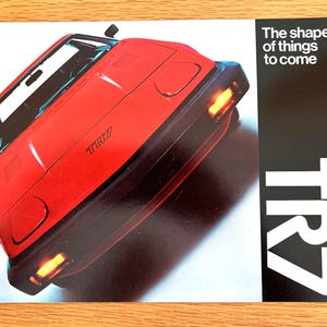 1975 Triumph TR7 - Original Dealer Sales Brochure - 11 &quot; x 8 1/2&quot; - 12 pages