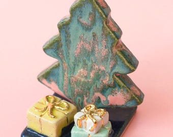 Handcrafted Stoneware Clay Christmas Tree Ornament with Gold-Bowed Presents