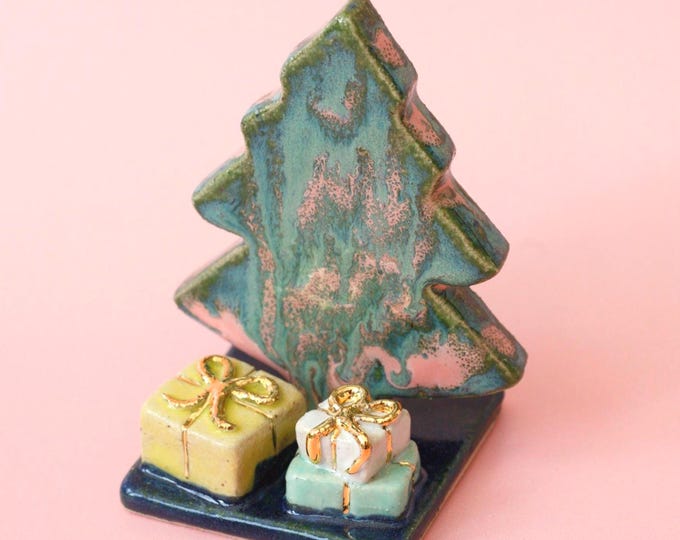 Handcrafted Stoneware Clay Christmas Tree Ornament with Gold-Bowed Presents