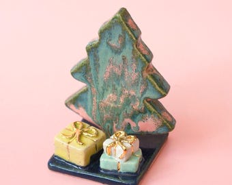 Handcrafted Stoneware Clay Christmas Tree Ornament with Gold-Bowed Presents