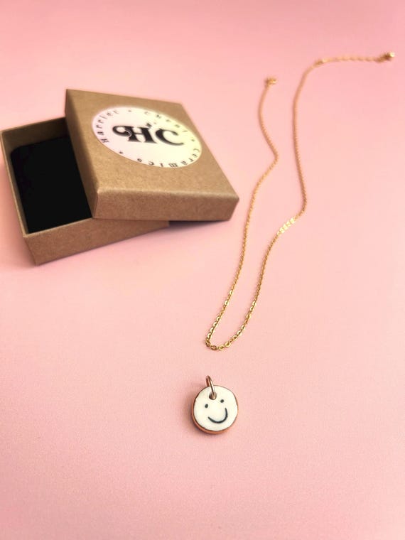 Double-Sided Ceramic Emotional Face Pendant: Gold Lustre Edge