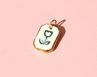 Tulip Pendant With Gold Lustre – Minimalist Ceramic Tulip Pendant – Hand-Painted Flower Charm for Necklace