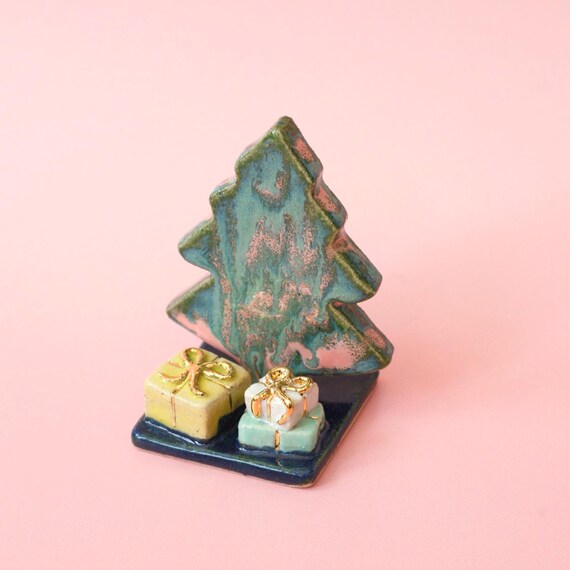 Handcrafted Stoneware Clay Christmas Tree Ornament with Gold-Bowed Presents