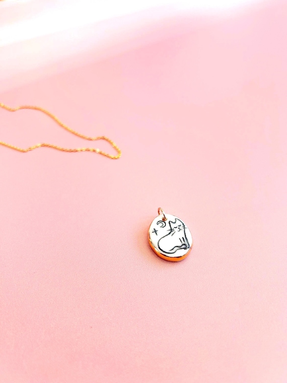 Hand Ceramic Painted Cat and Moon Pendant – Gold Lustre Edge