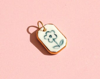 Blue Flower Pendant with gold lustre – Hand-Painted Ceramic Flower Pendant – Minimalist Floral Charm for Necklace