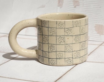 Made to order - Small Mug with geometric Pencil Drawing