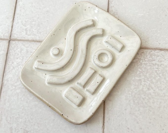 Ceramic Soap Dish with Geometric Pattern