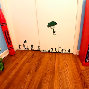 Set of 18 Army Men Acrylic Green Wall Decorations for a image 9