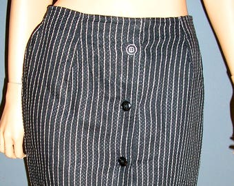 Vintage 70s, Anne Klein, for Saks Fifth Avenue, pin striped skirt, size 8, Made in USA, MINT, red union label