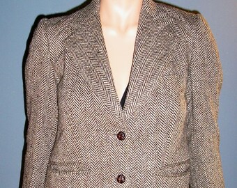SALE   Vintage 50s, Provincial Woolens, herringbone tweed, man tailored, jacket, blazer, size small, MINT, Hong Kong