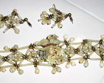 Vintage, white quartz, bracelet, pearls, flowers, Colleen Toland, wedding bracelet set, MINT, cuff, flower bracelet, wedding set