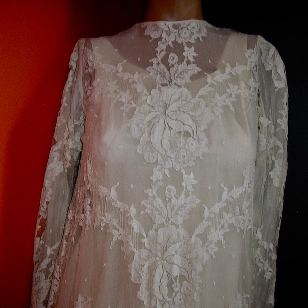 SALE  Vintage, 60s, chantilly lace, wedding, bridal, gown, ivory, small, lace overlay, sheath slip, Contessa Bridal Original