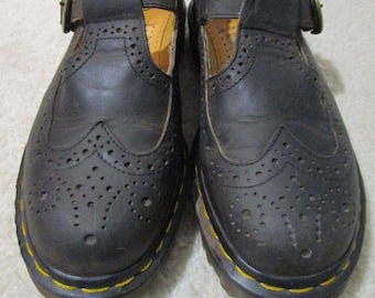 Vintage Doc Martens Boots Distressed Brown 90s Ankle Dr Martens