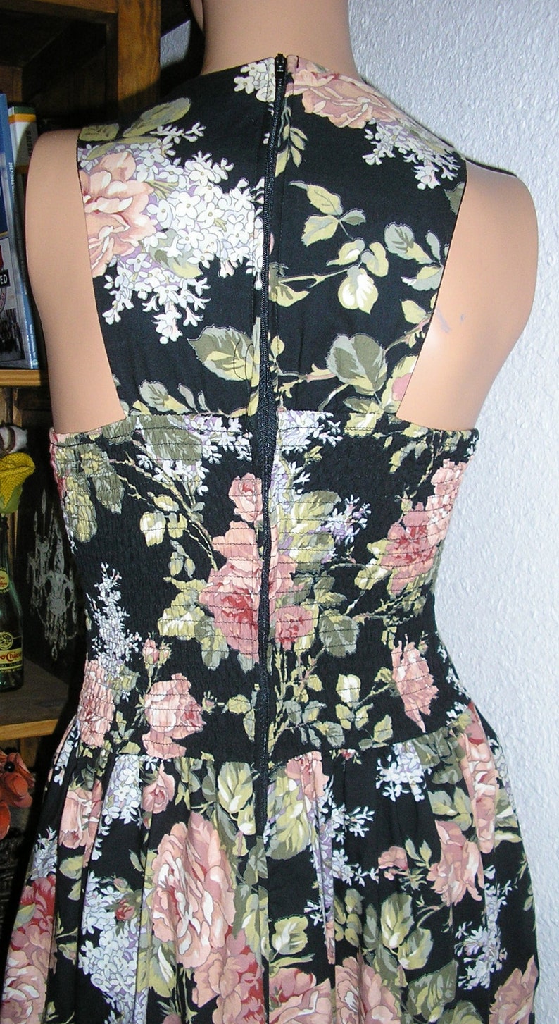 size 1314 MINT condition sun dress Vintage 90s cotton back smocking dark floral