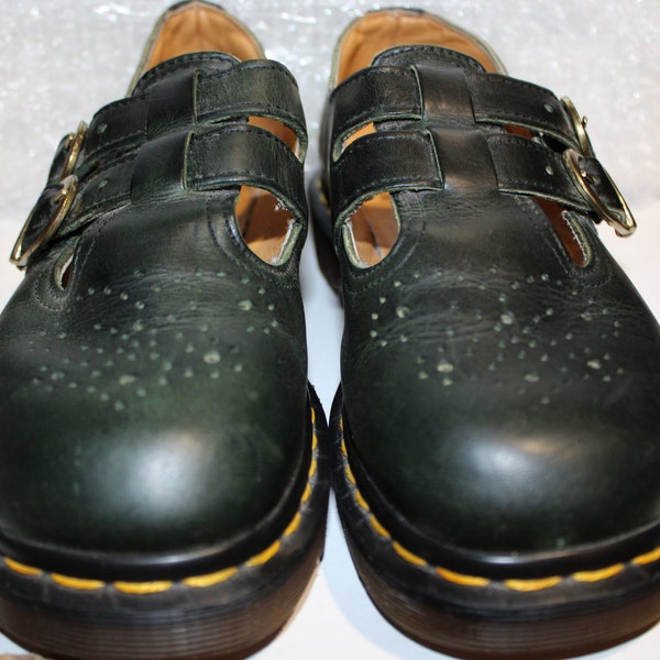 Vintage Doc Marten, green double buckle shoes, made in England, size UK 3, US women 5