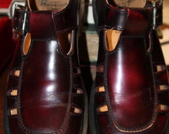 vintage, Doc Marten, rouge foncé, bordeaux, sandales à bride en T, fabriquées en Angleterre, Royaume-Uni 4, femmes américaines 6, Docs vintage, Dr Martin