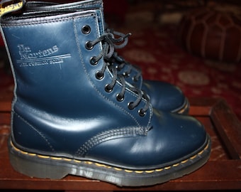 bottes Doc Marten bleu marine vintage, fabriquées en Angleterre, Royaume-Uni 5 femmes américaines 7.